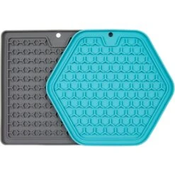 Frisco Silicone Treat Lick Mat