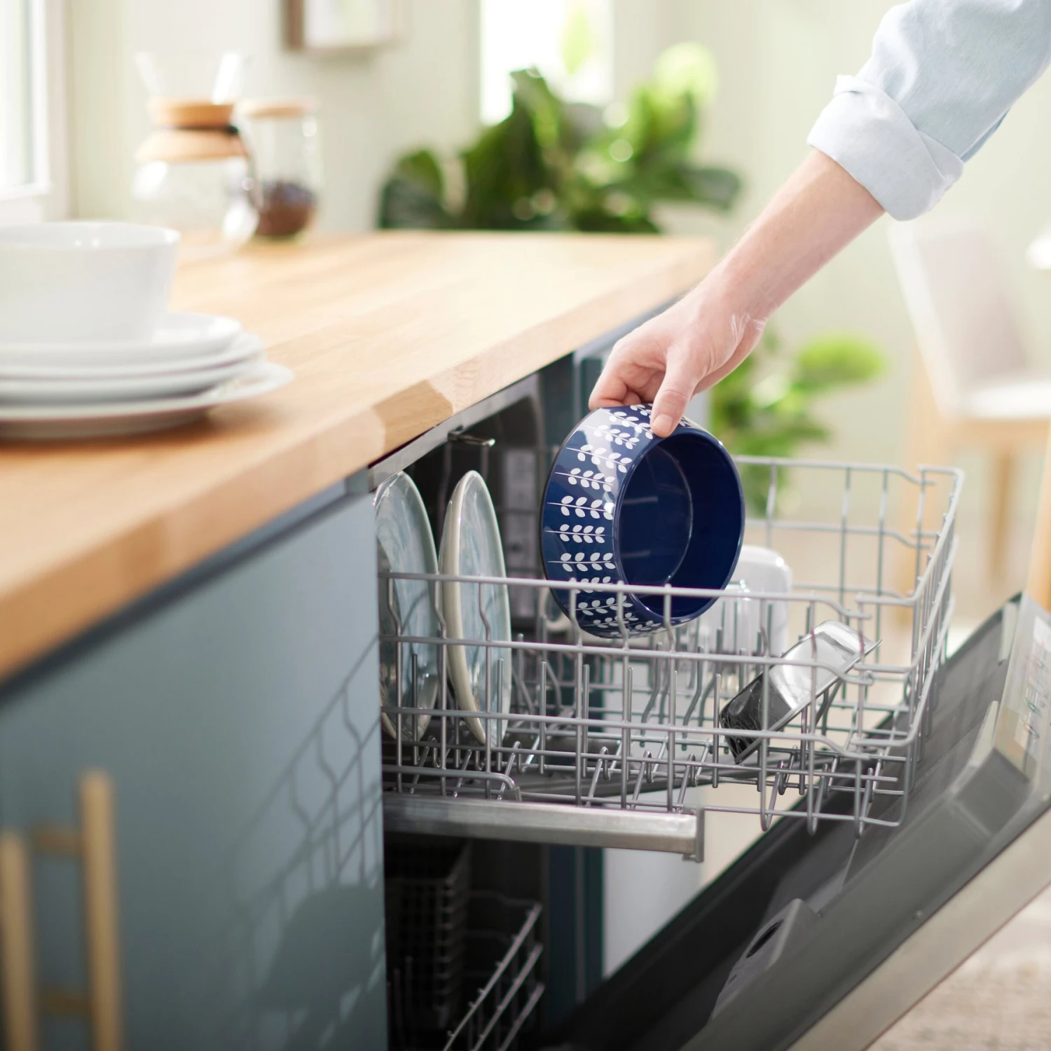 Frisco Leaf Design Stainless Steel Dog & Cat Bowl 10 Frisco Leaf Design Stainless Steel Dog & Cat Bowl - Image 8